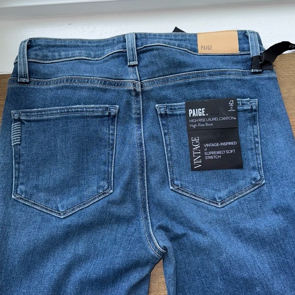 PAIGE High-Rise Blue Vintage Laurel Canyon Bootcut Jeans size 27 inseam 32” NWT - Picture 5 of 8